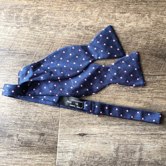 Jos. A. Bank Other - Jos. A. Bank blue and pink polka dot bow tie